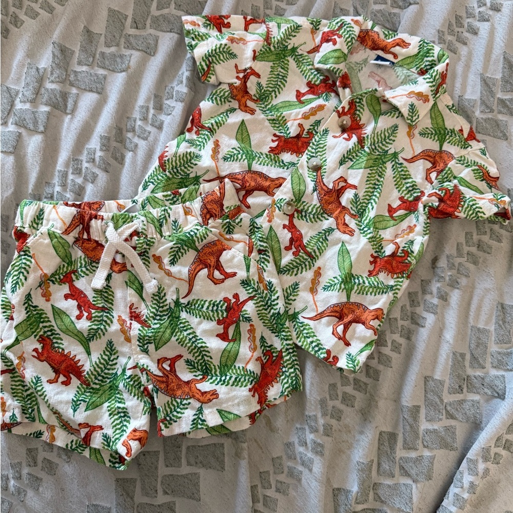 Old Navy infant short set